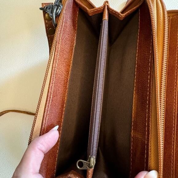 Suede Bootstitch Western Purse Clutch Wallet Crossbody NEW Fast Ship - Picture 6 of 9